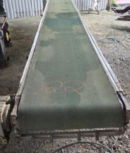 Esteira transportadora plana ,80cm de larg, 7mts de comp. com mordedor
